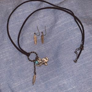 texas and feather necklace/ earring set